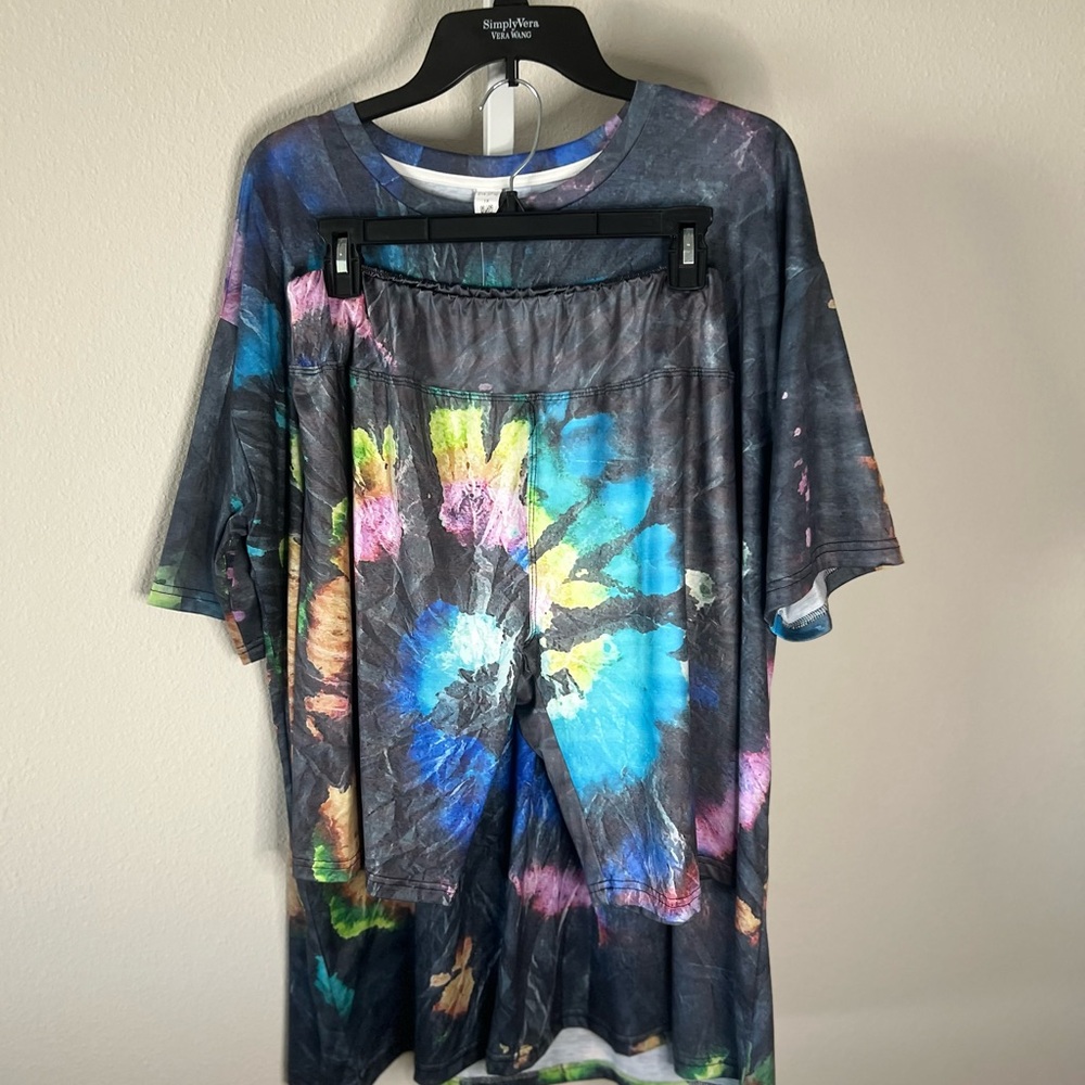 Pink Daisy Colorful Tie-Dye short Set